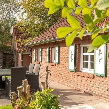 Holiday home Familienhaus Am Nessmersiel Dornum