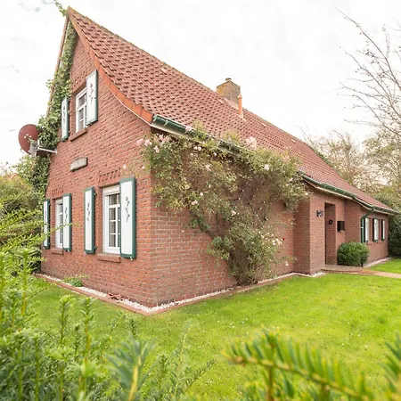 Familienhaus Am Nessmersiel Holiday home Dornum