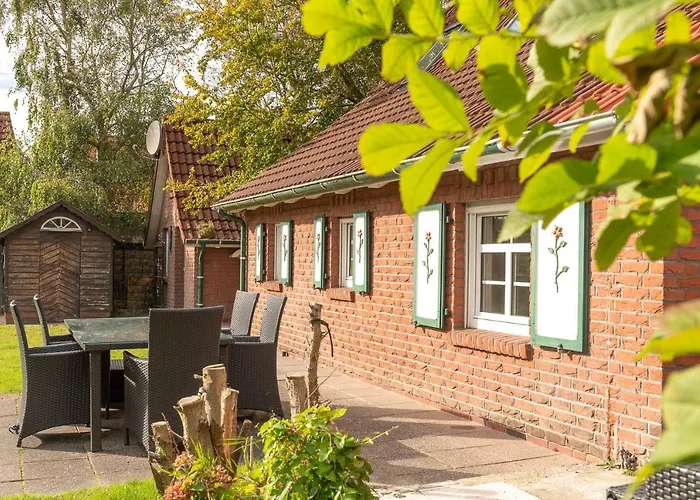 度假居 Familienhaus Am Nessmersiel 多努姆